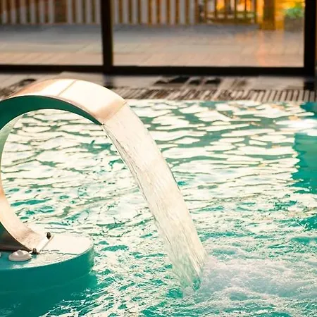 Cristal & Hotel 4*