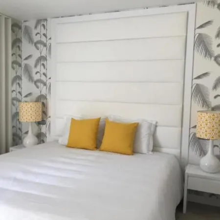 Cristal & ホテル 4*