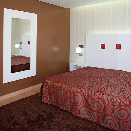 Cristal & 4* ヴィエイラ・デ・レイリア