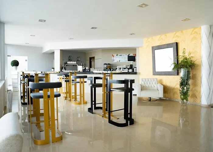 Cristal & Отель