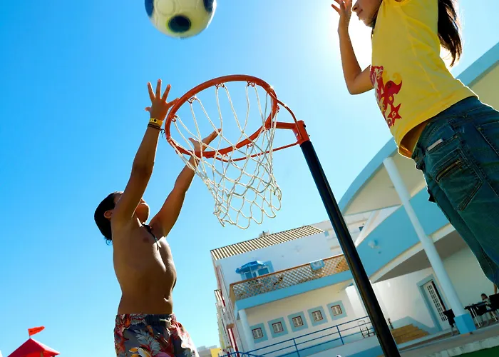 Отель Cristal & 4*