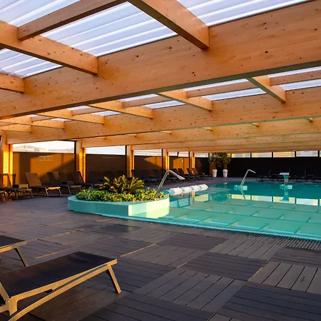 Hotel Cristal & 4*