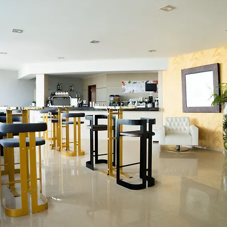 Cristal & 4* Vieira de Leiria